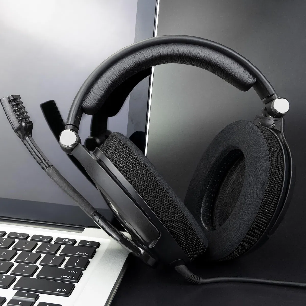 SOULWIT Cuscinetti in Gel di Raffreddamento per Sennheiser HD599/HD598/SE/CS/SR/HD560S/HD595/HD569/HD558/HD518/HD515/Game Zero/G4ME Zero,PC37X/PC38X/PC350/PXC350/PXE350/PC360/HD380/HD380-Pro/HME95